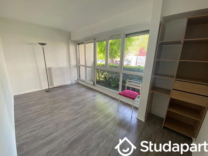 Maison - 11 m² - 5 pièces