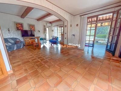 Villa - 142 m² - 6 pièces