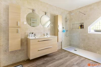 Maison - 165 m² - 6 pièces