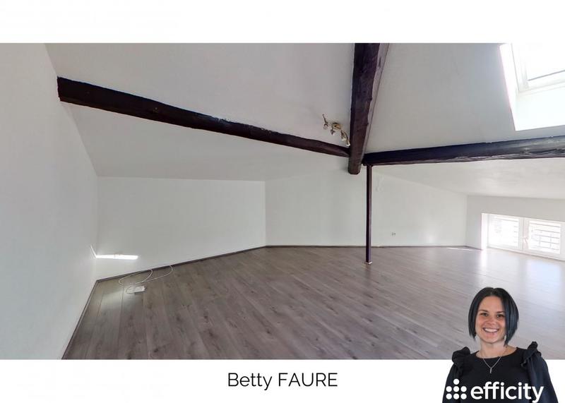 Appartement - 80 m² - 3 pièces