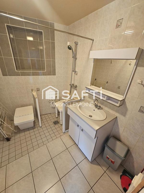 Maison - 214 m² - 7 pièces