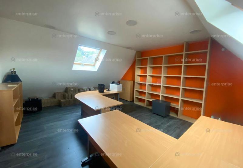 Bureau - 130 m²