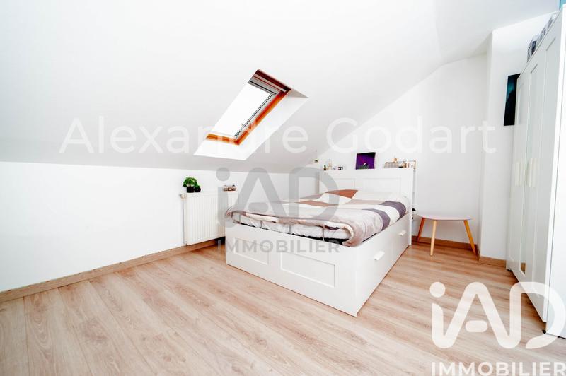 Maison - 211 m² - 8 pièces