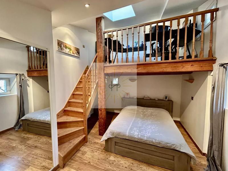 Maison - 88 m² - 3 pièces