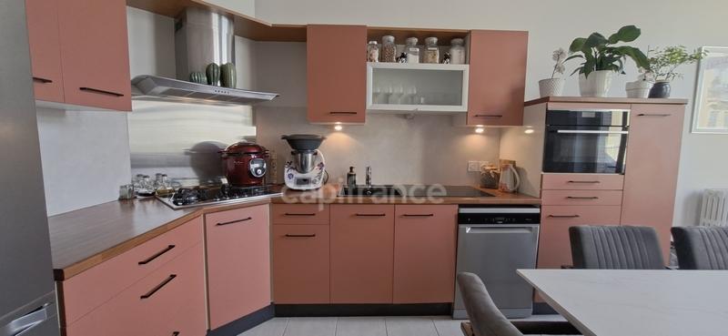 Appartement bourgeois - 103 m² - 3 pièces