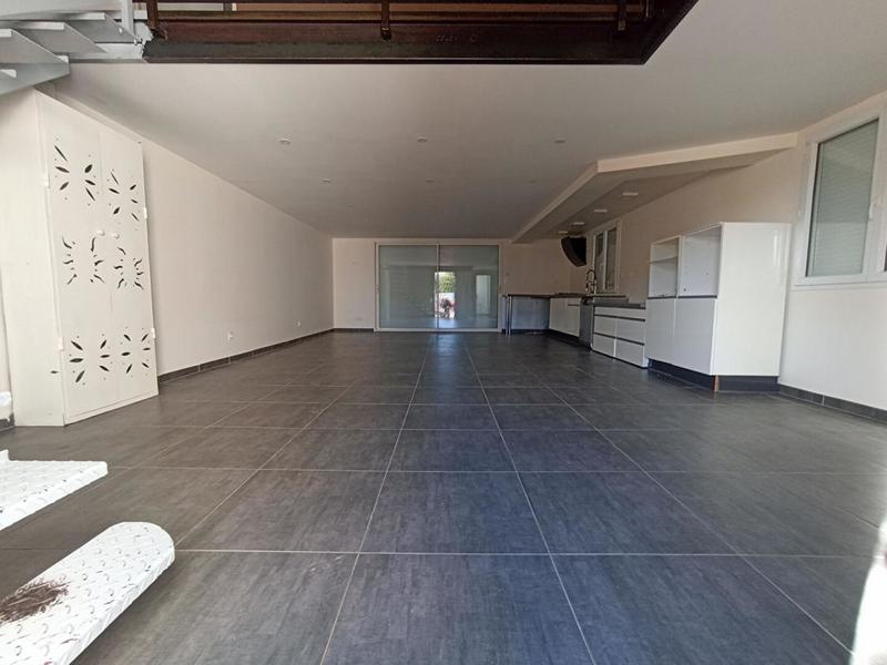 Immeuble - 103 m² - 3 pièces