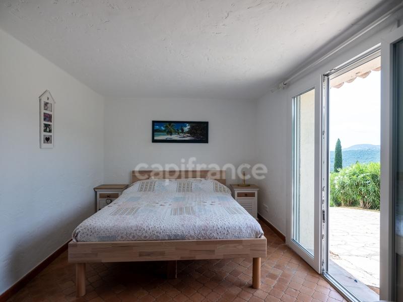 Maison - 157 m² - 7 pièces