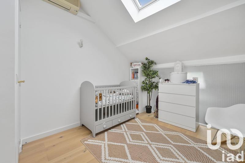 Maison - 230 m² - 9 pièces