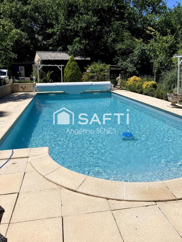 Maison - 158 m² - 8 pièces