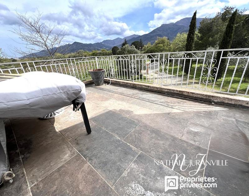 Villa - 207 m² - 7 pièces