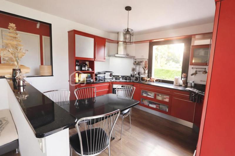 Maison - 81 m² - 5 pièces