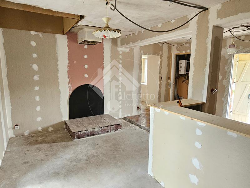 Maison de village - 100 m² - 4 pièces