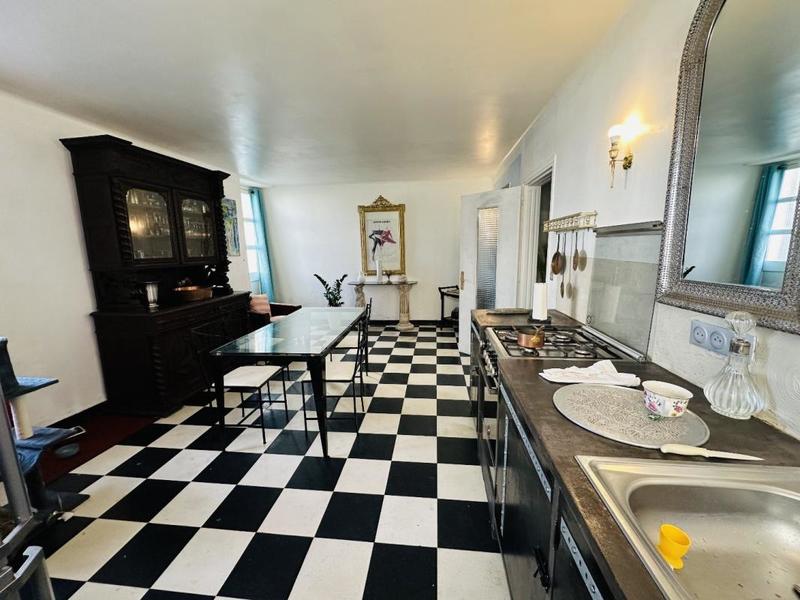 Maison de village - 137 m² - 6 pièces