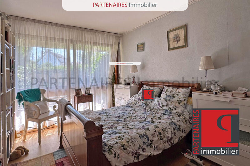 Appartement - 101 m² - 5 pièces