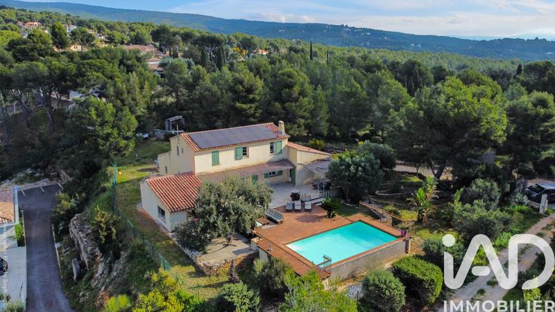 Maison - 129 m² - 6 pièces