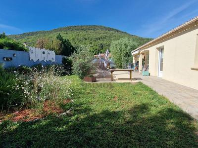 Maison - 105 m² - 4 pièces