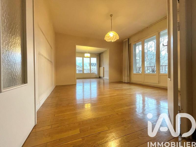 Appartement - 107 m² - 5 pièces
