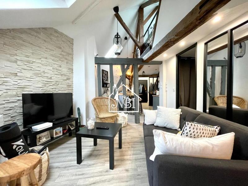 Immeuble - 232 m² - 10 pièces