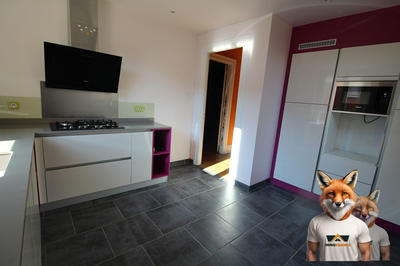 Maison - 174 m² - 9 pièces