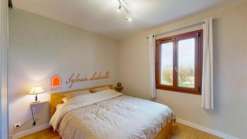 Maison - 120 m² - 5 pièces