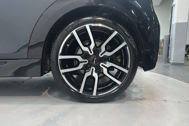 Mini Cooper F66 156 ch Dkg7 c Jcw Finition