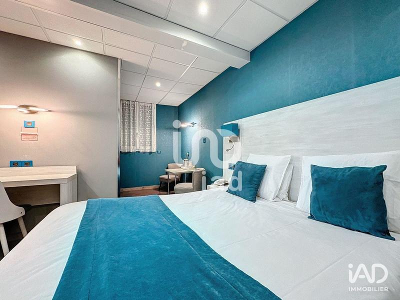 Local commercial - 1 750 m²