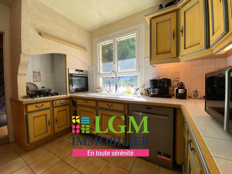 Maison - 182 m² - 6 pièces