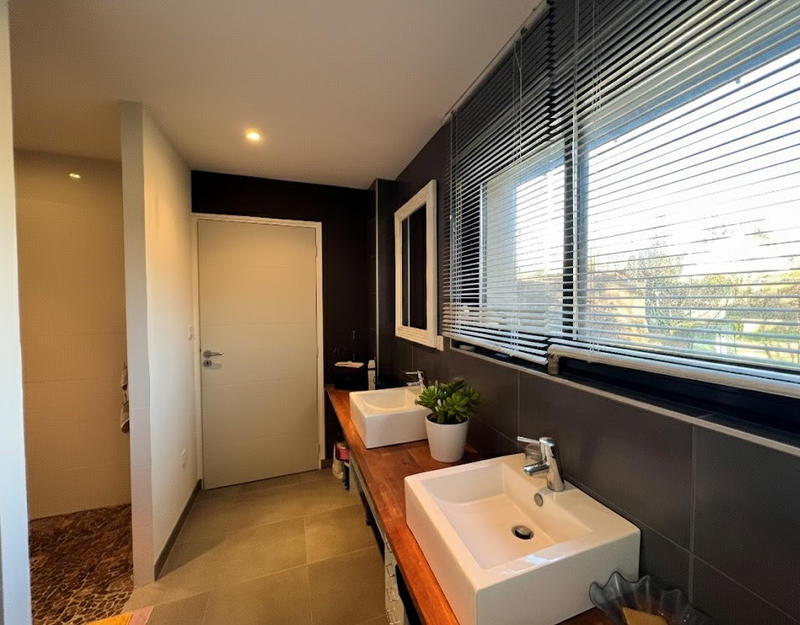 Maison - 115 m² - 4 pièces