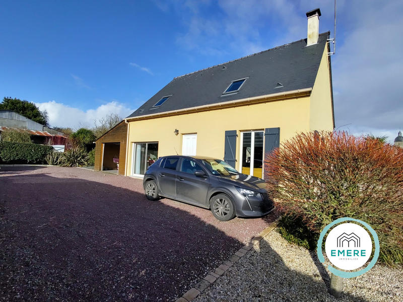 Maison - 99 m² - 5 pièces