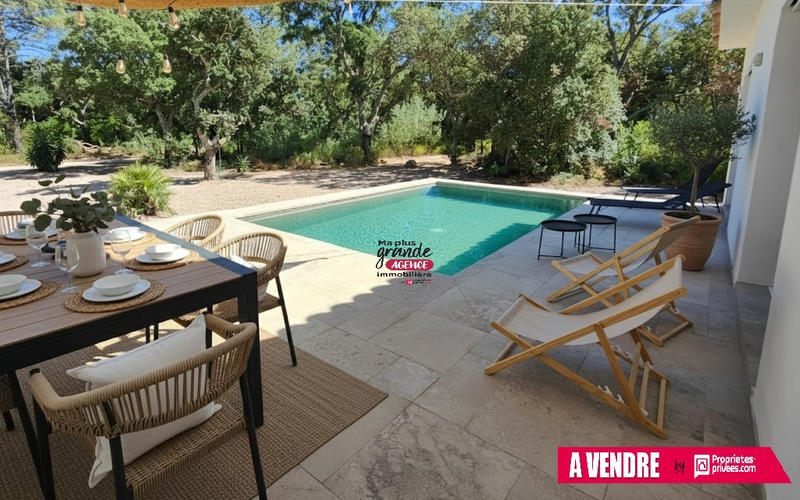 Maison - 95 m² - 5 pièces