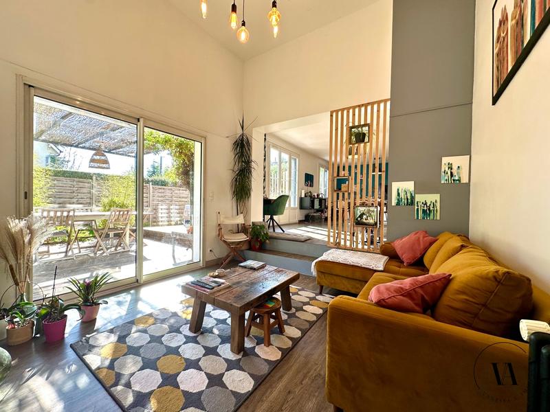 Maison - 111 m² - 5 pièces