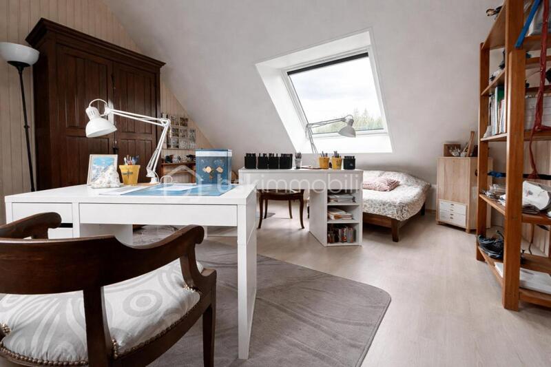 Maison - 269 m² - 13 pièces