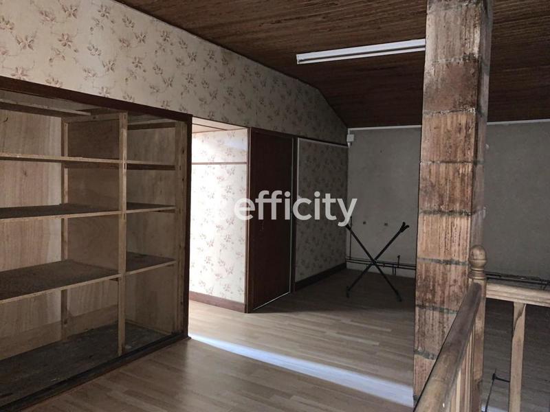 Maison - 136 m² - 4 pièces