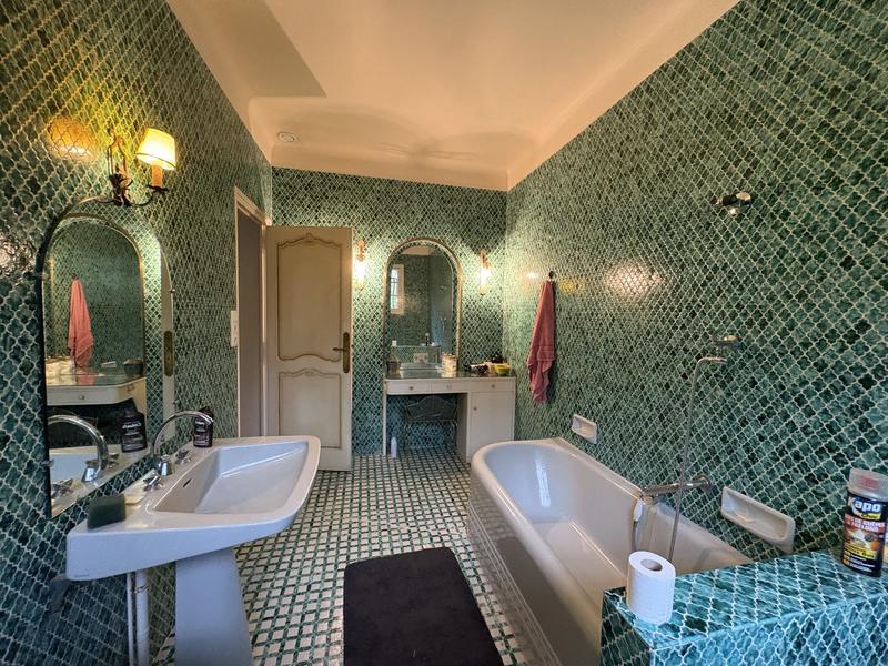 Villa - 165 m² - 8 pièces