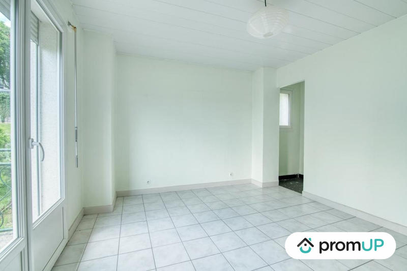 Maison - 180 m² - 5 pièces