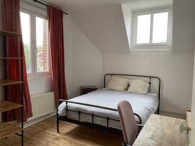 Maison - 140 m² - 7 pièces