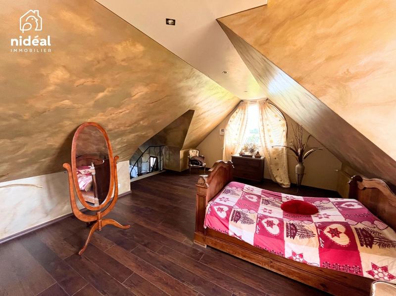 Maison - 450 m² - 10 pièces