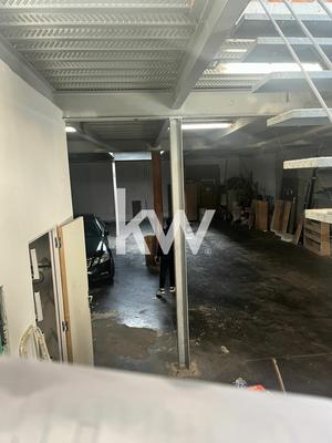Local commercial - 220 m²