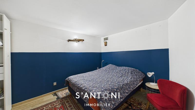 Duplex - 215 m² - 5 pièces