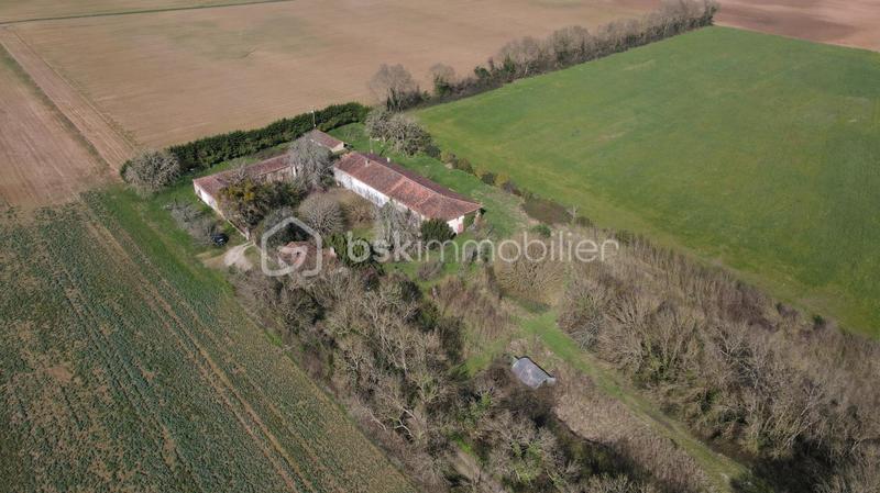 Corps de ferme - 122 m² - 6 pièces