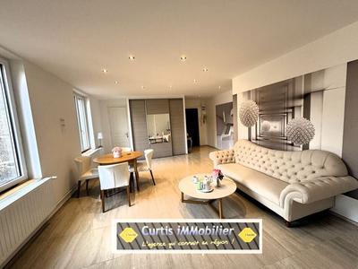 Appartement - 94 m² - 4 pièces