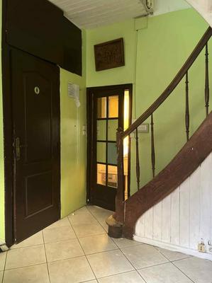 Maison - 277 m² - 5 pièces