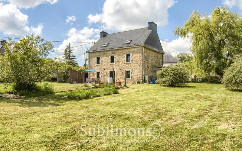 Maison ancienne - 220 m² - 9 pièces