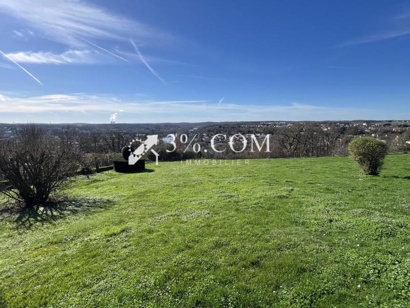 Villa - 246 m² - 7 pièces