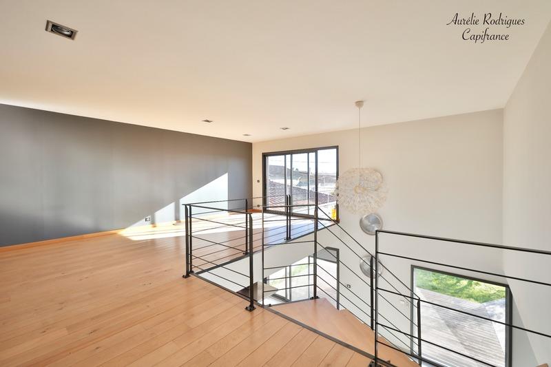 Maison - 168 m² - 6 pièces