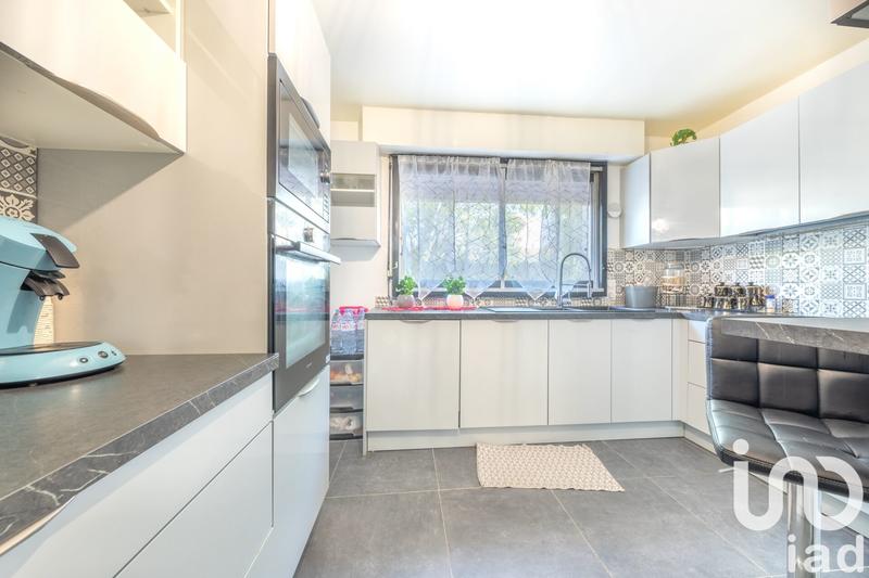 Appartement - 104 m² - 5 pièces