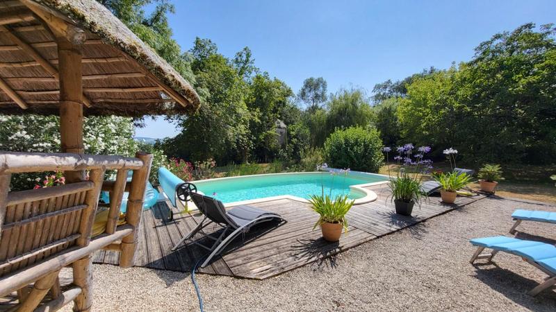 Maison - 296 m² - 13 pièces