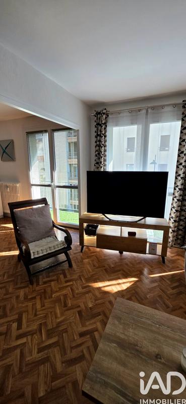 Appartement - 99 m² - 3 pièces