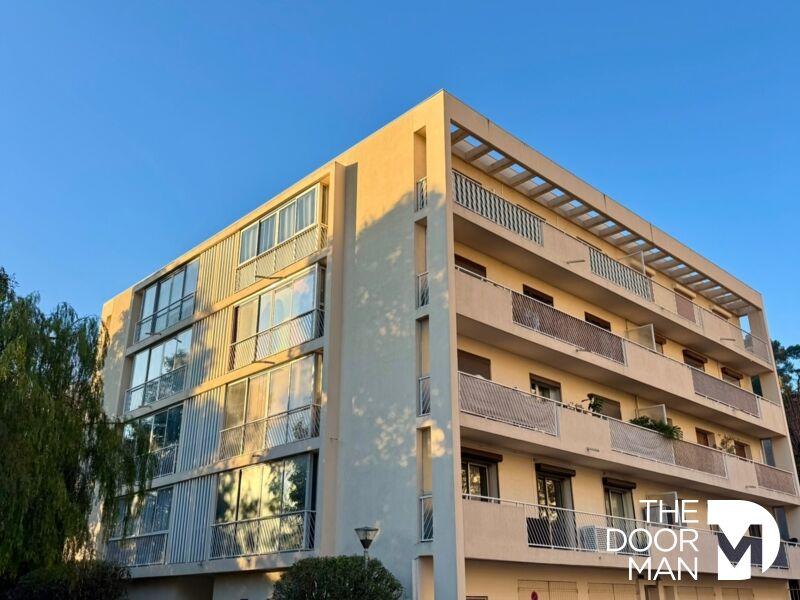 Appartement - 77 m² - 3 pièces