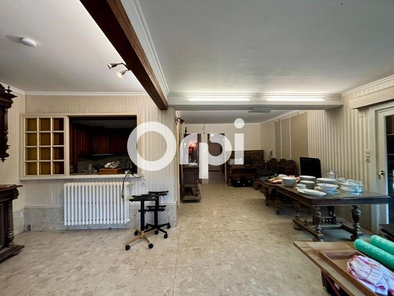 Maison - 169 m² - 7 pièces